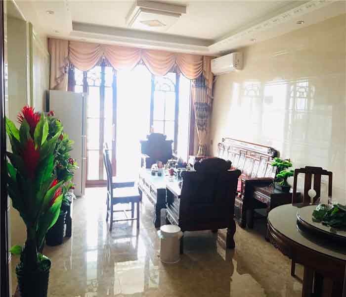 塘廈小產權房:鳳凰花園